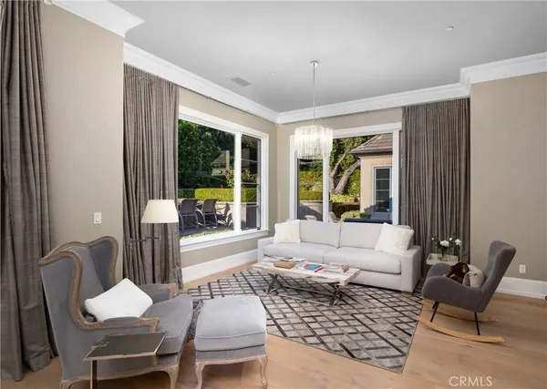 $8,998,000 | 935 West Foothill Boulevard, Arcadia, CA 91006