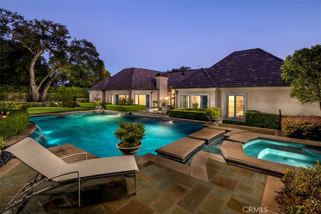 935 West Foothill Boulevard Arcadia, CA 91006 - Photo 9 of 75