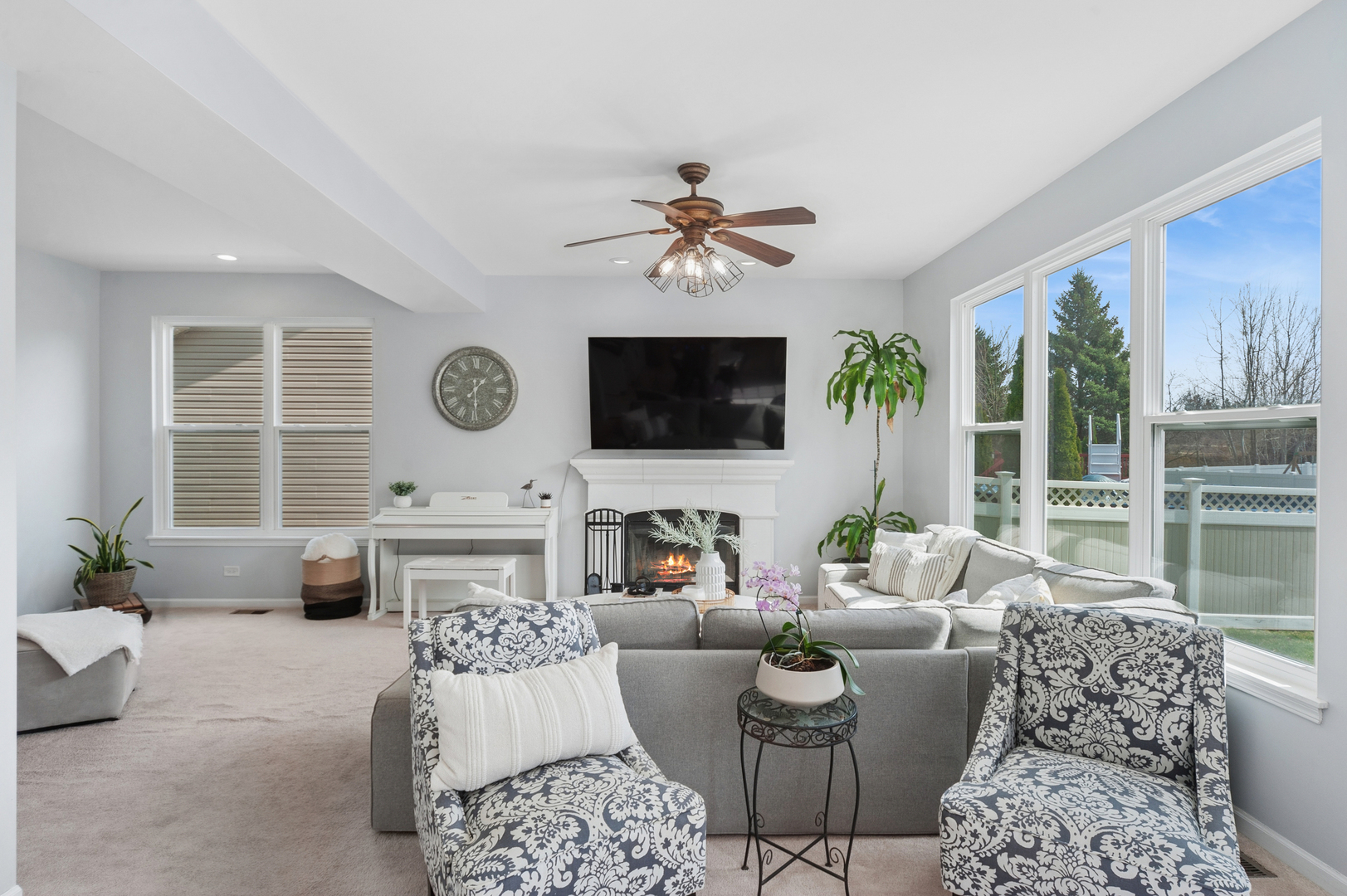 305 Hampton Road Sugar Grove, IL 60554 - Photo 14 of 37