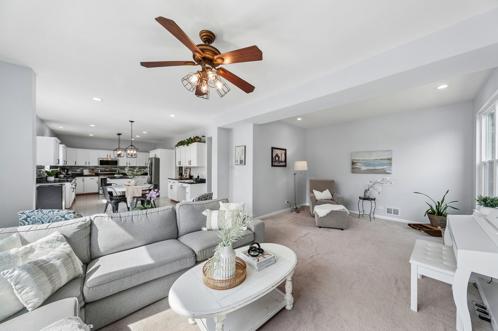 305 Hampton Road Sugar Grove, IL 60554 - Photo 15 of 37