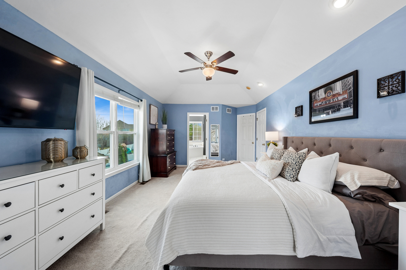 305 Hampton Road Sugar Grove, IL 60554 - Photo 22 of 37