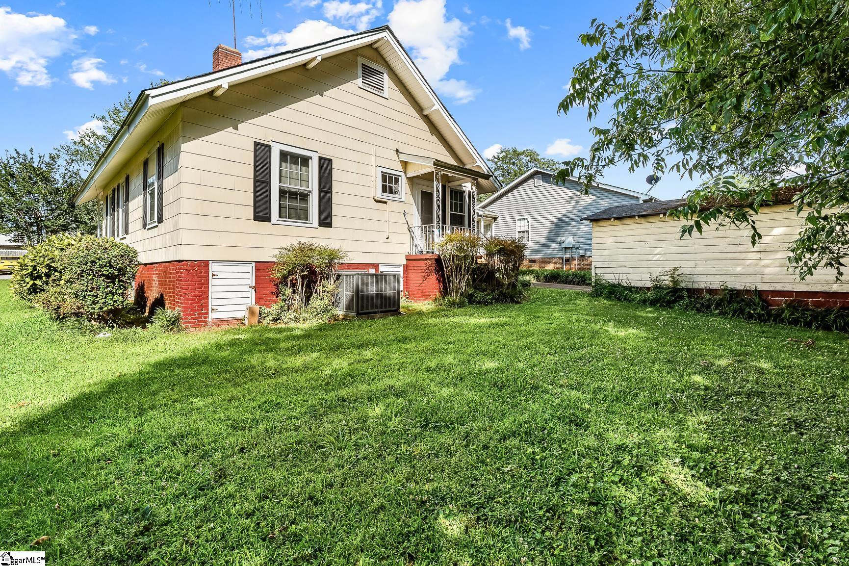 304 South 6th Street Easley, SC 29640 - Photo 22 of 26