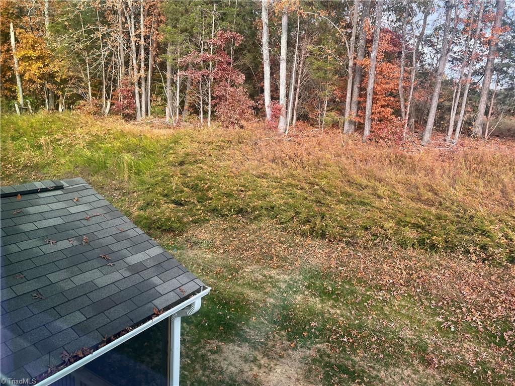 1722 Springbank Drive Kernersville, NC 27284 - Photo 16 of 22 Primary Bath with Garden Tub & Sep. Shower