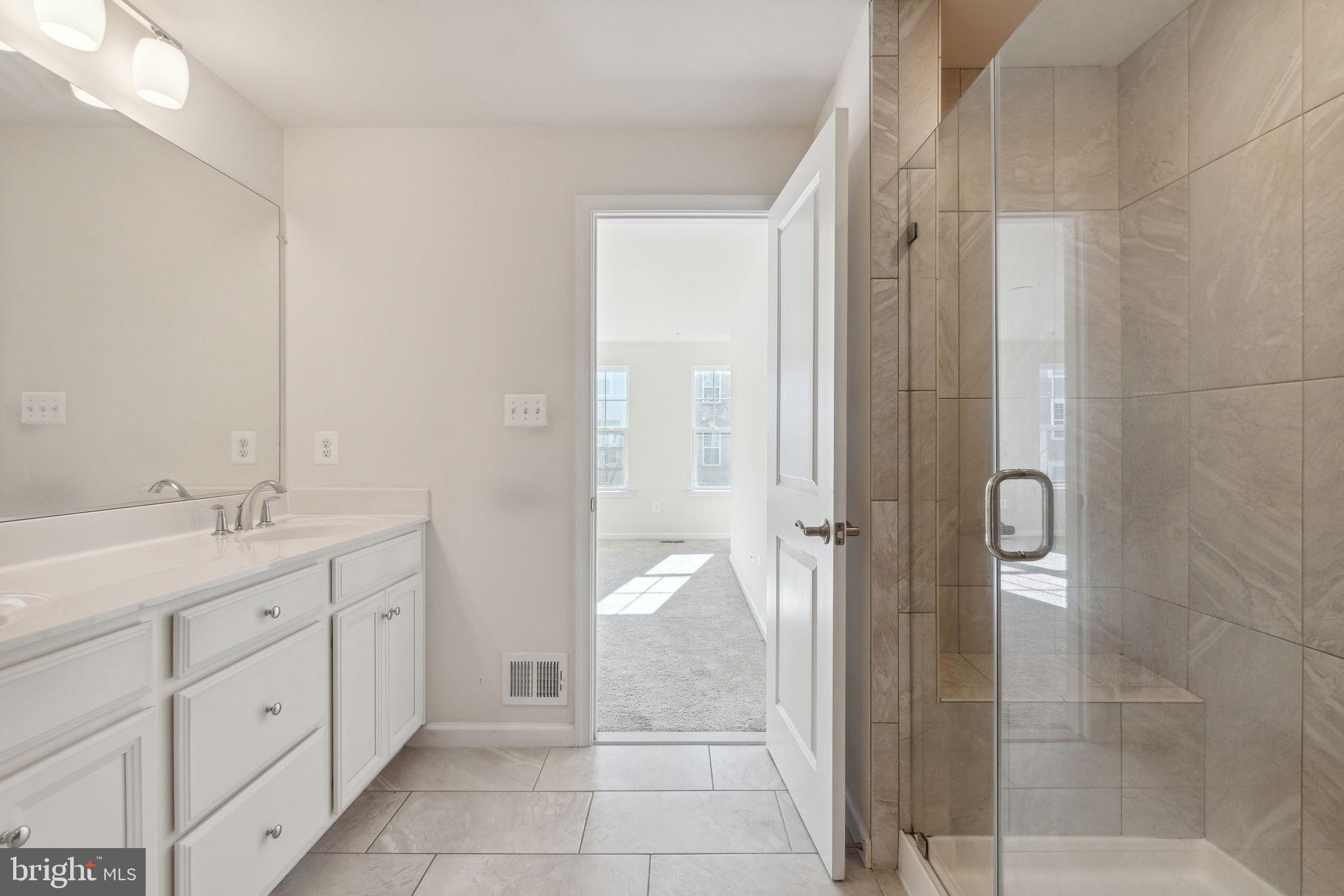 2811 Duvall Ridge Road, Unit 532 Hyattsville, MD 20785 - Photo 26 of 50