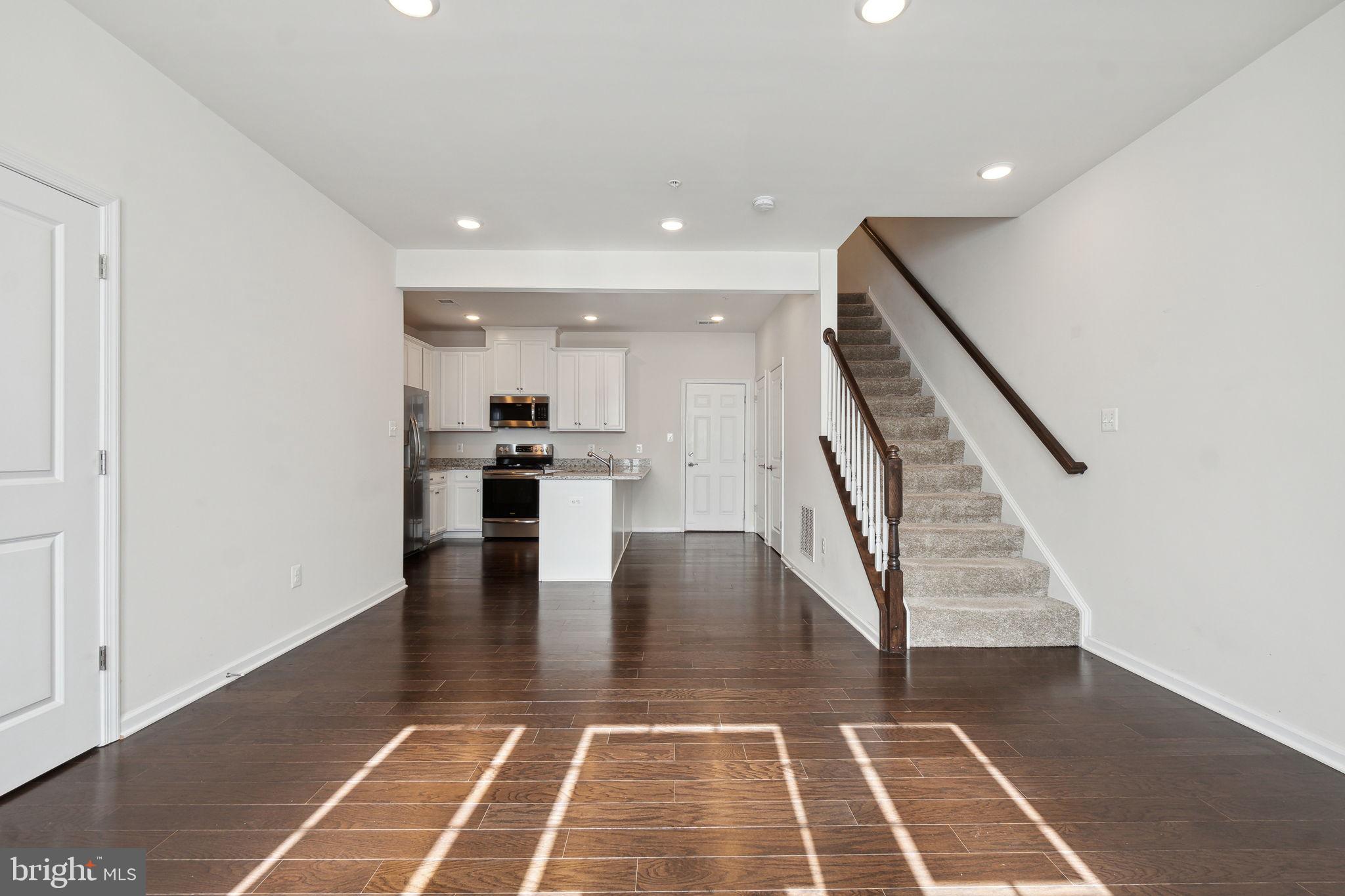 2811 Duvall Ridge Road, Unit 532 Hyattsville, MD 20785 - Photo 5 of 50
