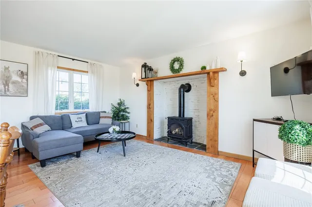 $449,900 | 440 Armstrong Road, Geneva Town, NY 14456