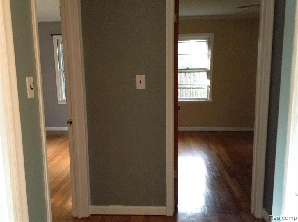 21101 Greenview Road Southfield, MI 48075 - Photo 18 of 28