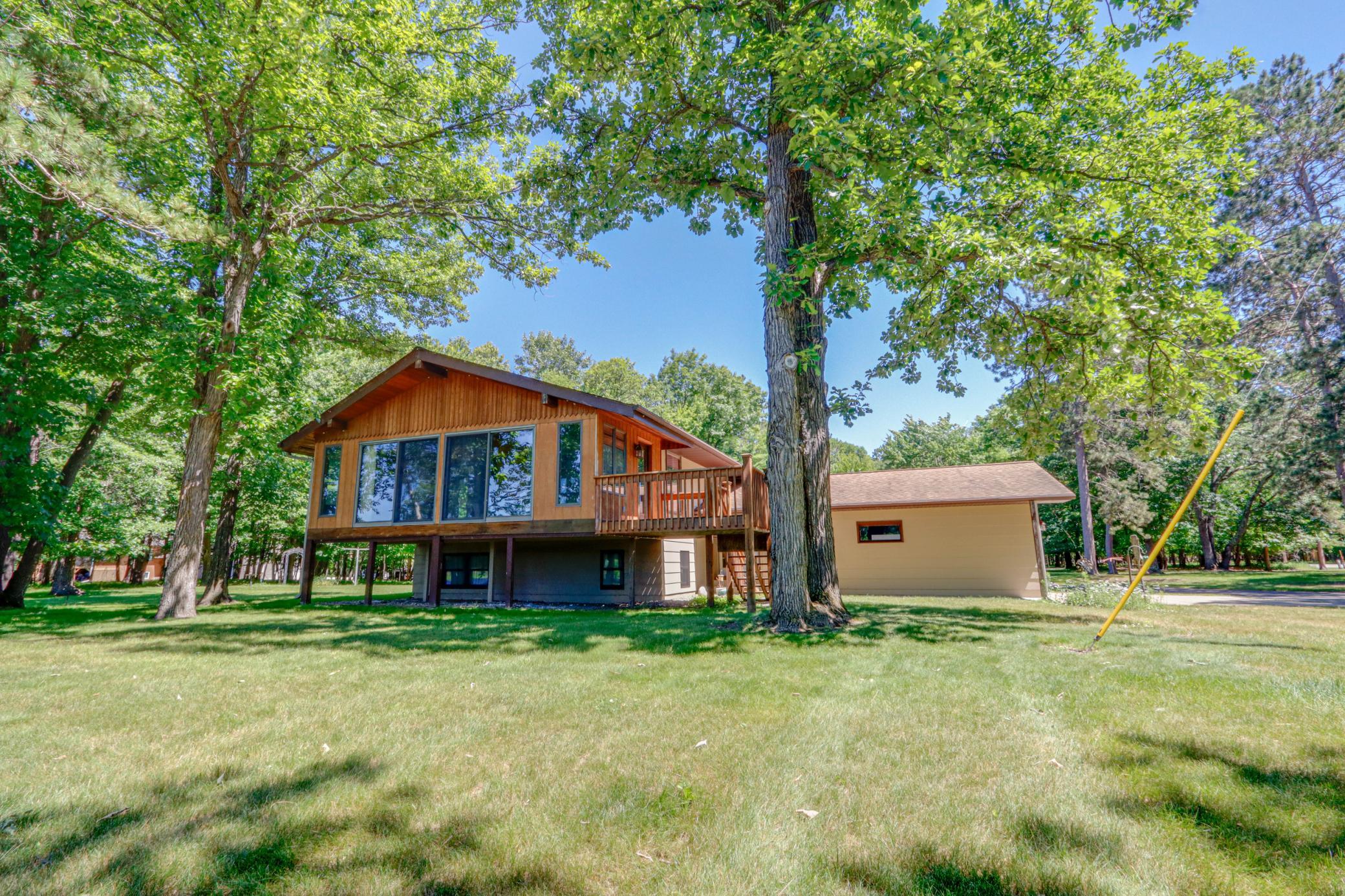36830 Indian Point Road Cohasset, MN 55721 - Photo 11 of 37