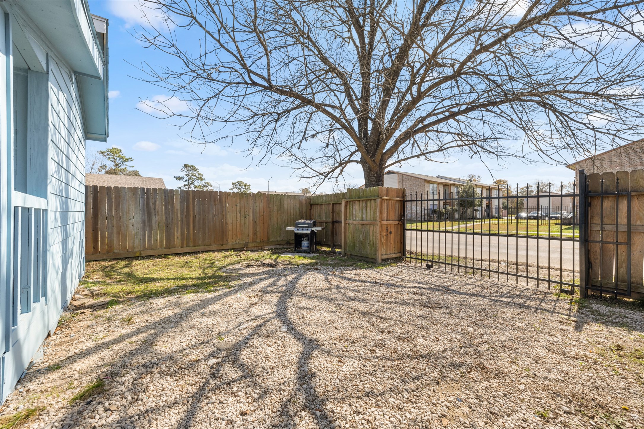 9802 Lum Lane Houston, TX 77078 - Photo 36 of 45 Another manned gate for security on the guest home!