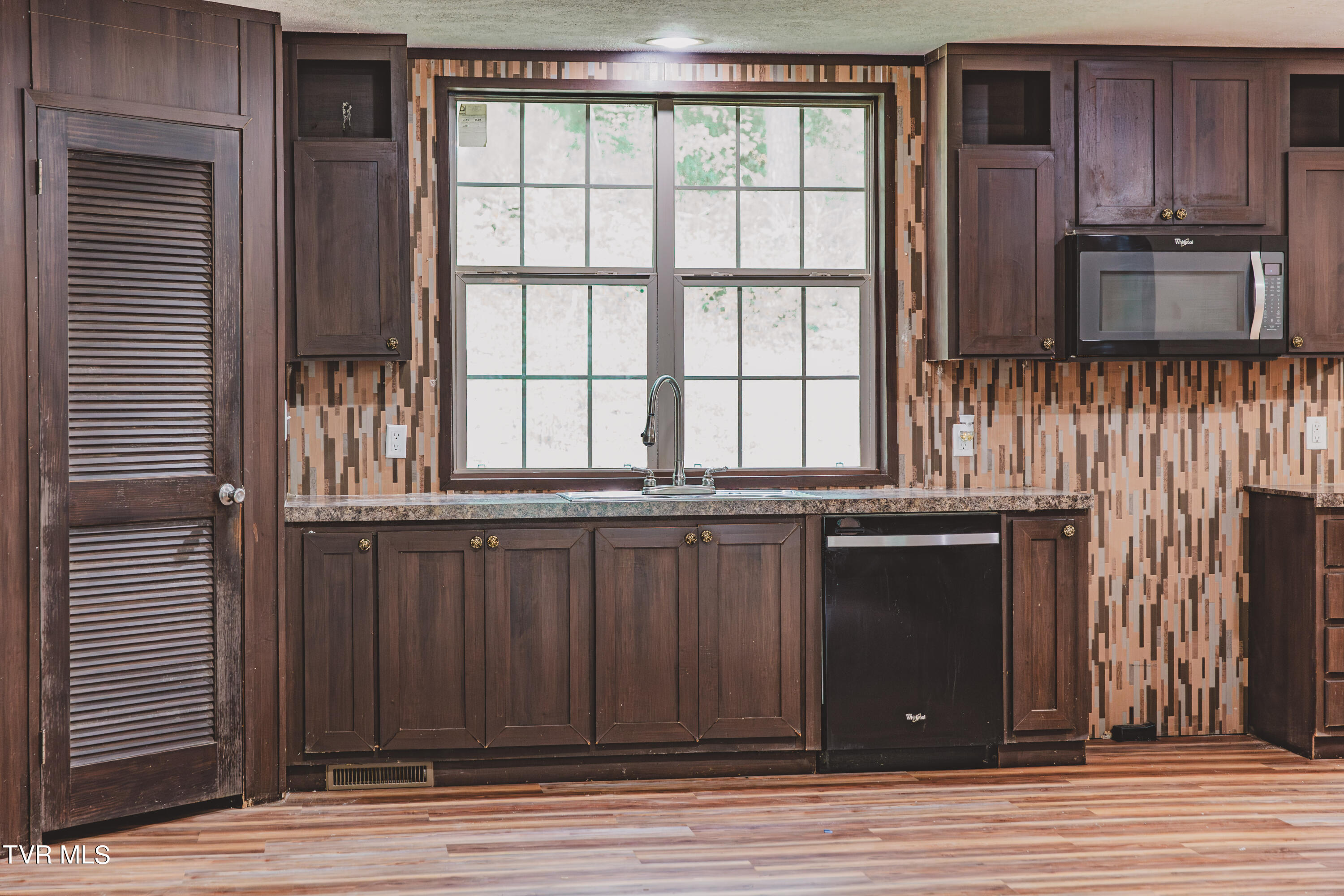 222 Deerfoot Road Cosby, TN 37722 - Photo 23 of 33 CopperSunsetPhoto1-27