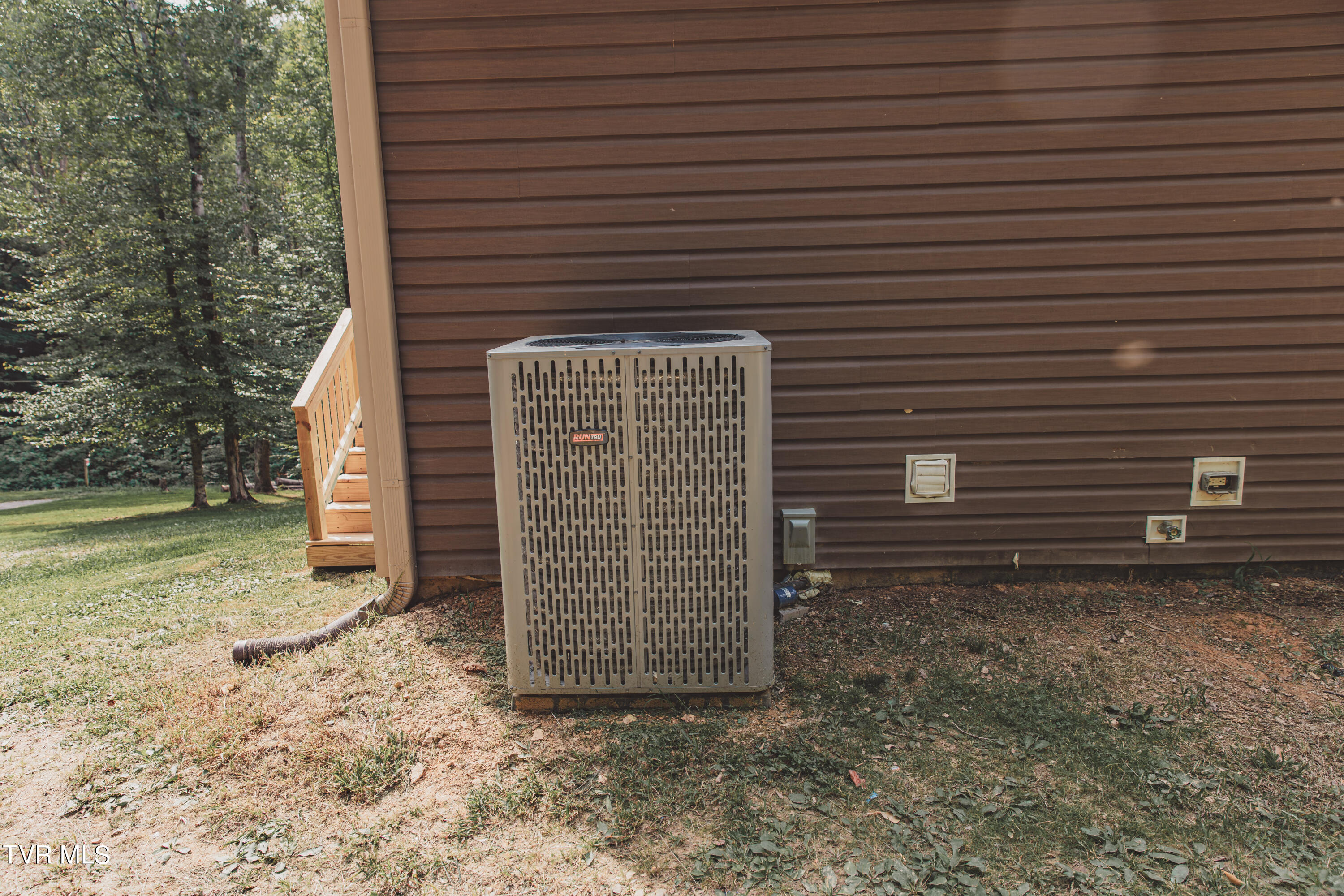 222 Deerfoot Road Cosby, TN 37722 - Photo 30 of 33 CopperSunsetPhoto1-4