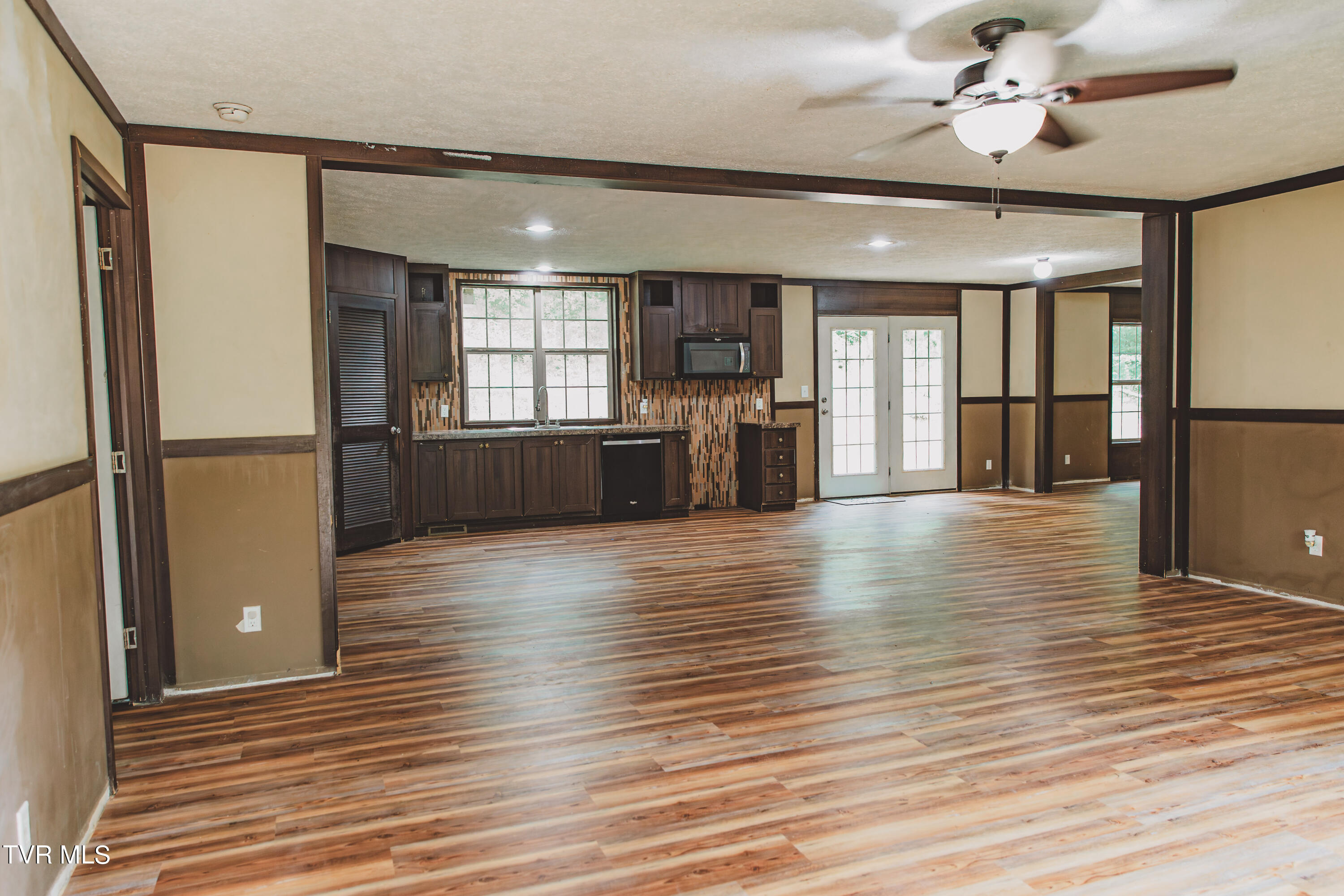 222 Deerfoot Road Cosby, TN 37722 - Photo 8 of 33 CopperSunsetPhoto1-26