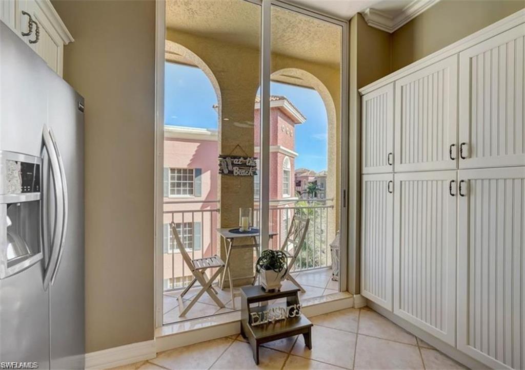 450 Bayfront Place, Unit 4502 Naples, FL 34102 - Photo 4 of 11 a view of a room with gym equipment