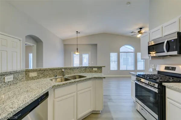 $1,650 | 6568 Strolling Plains Lane, Unit 101, Henderson, NV 89011