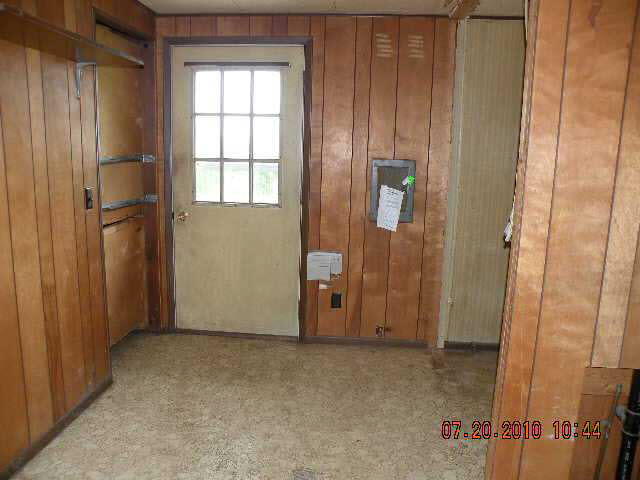 5452 East State Road 14 Rochester, IN 46975 - Photo 5 of 7 Gallery Image 5