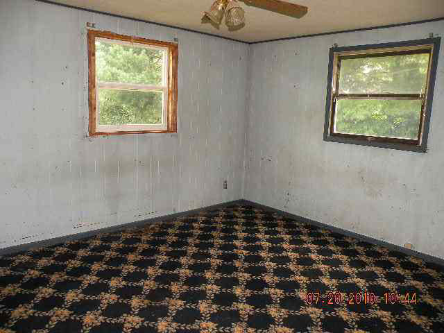 5452 East State Road 14 Rochester, IN 46975 - Photo 7 of 7 Gallery Image 7