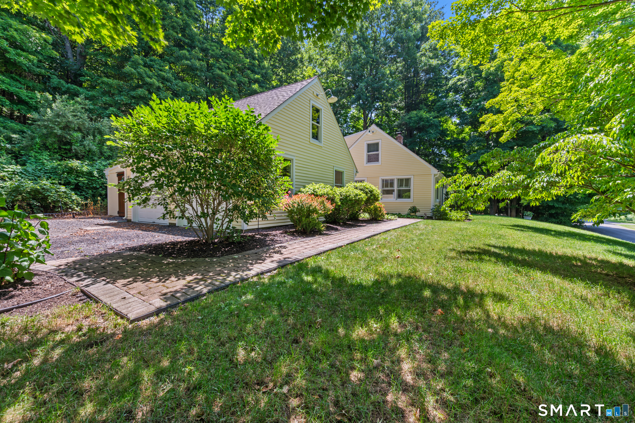 206 Minortown Road Woodbury, CT 06798 - Photo 8 of 39