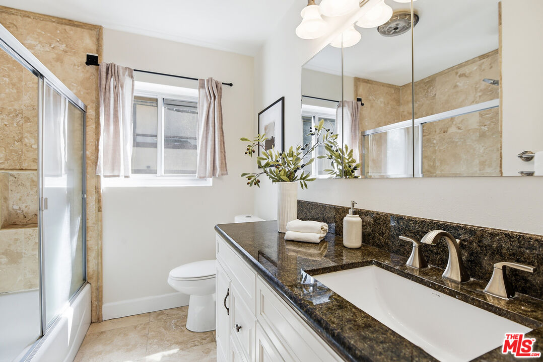 8358 Manitoba Street, Unit 8 Playa del Rey, CA 90293 - Photo 18 of 25