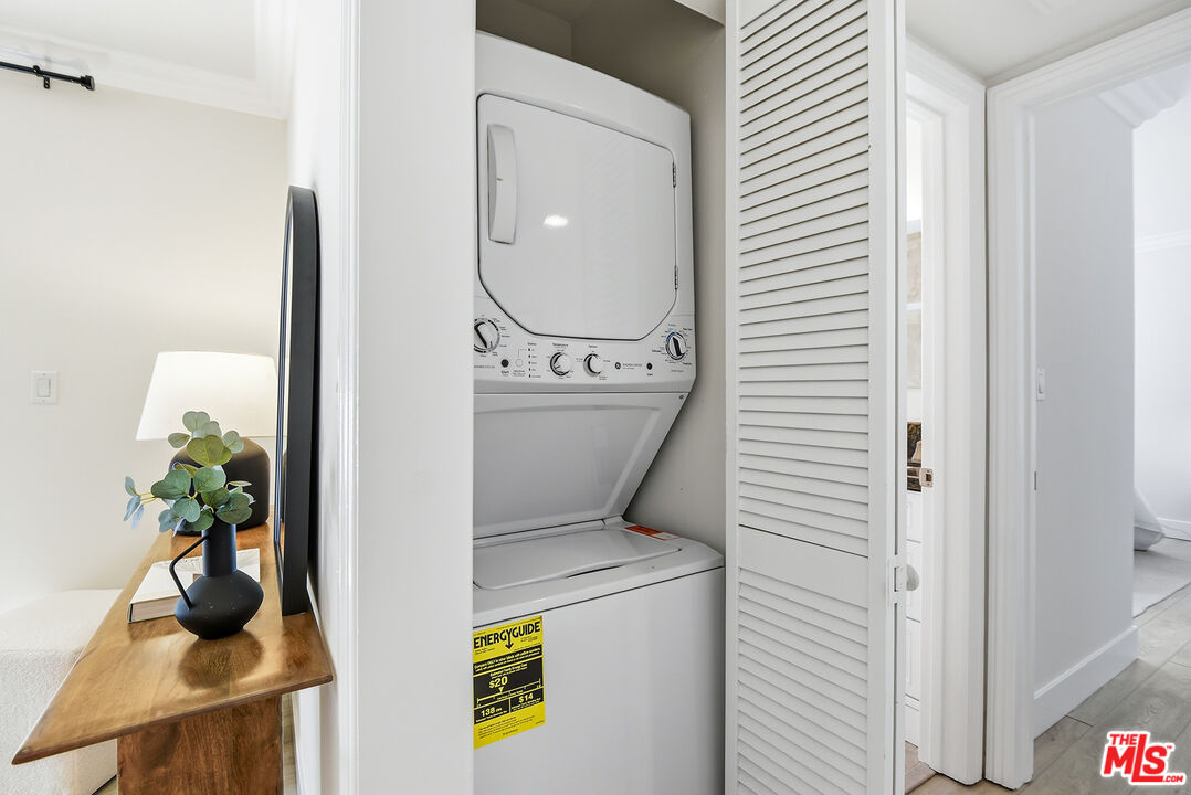 8358 Manitoba Street, Unit 8 Playa del Rey, CA 90293 - Photo 19 of 25