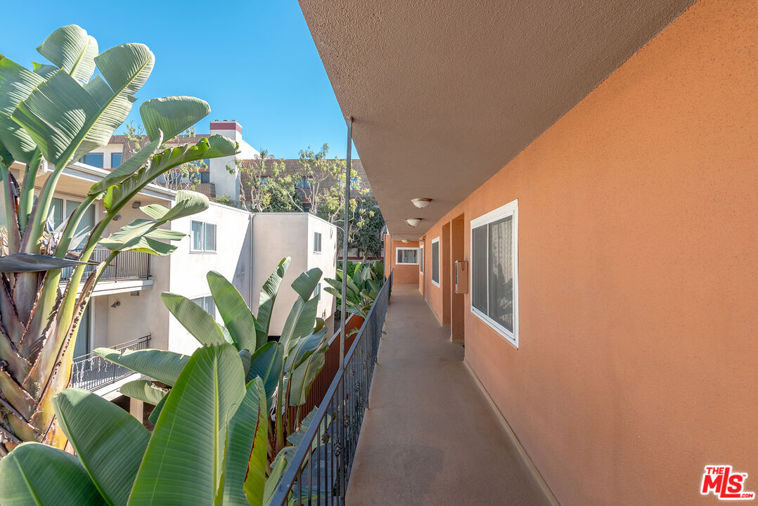 8358 Manitoba Street, Unit 8 Playa del Rey, CA 90293 - Photo 21 of 25