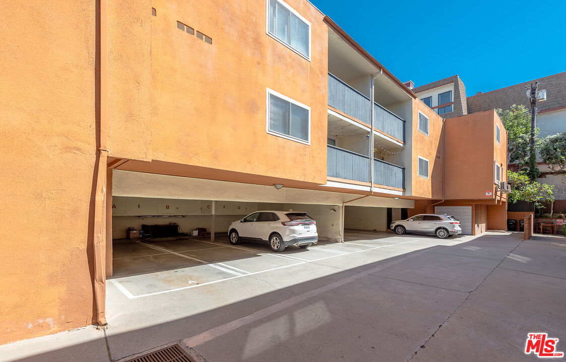 8358 Manitoba Street, Unit 8 Playa del Rey, CA 90293 - Photo 25 of 25