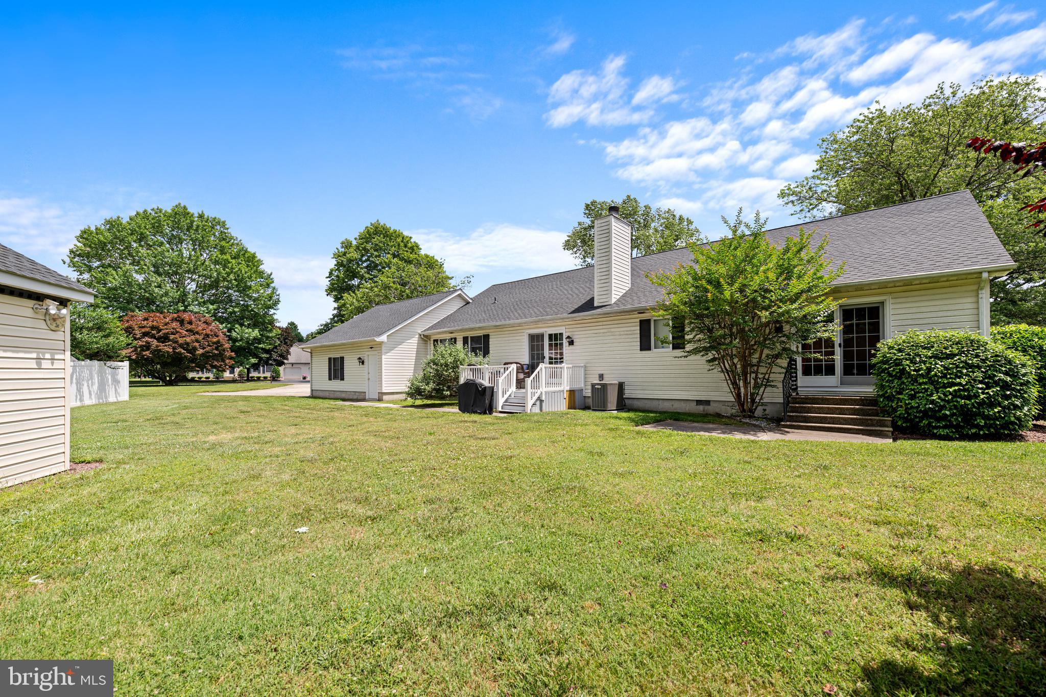 12 Inner Circle Dover, DE 19904 - Photo 11 of 31