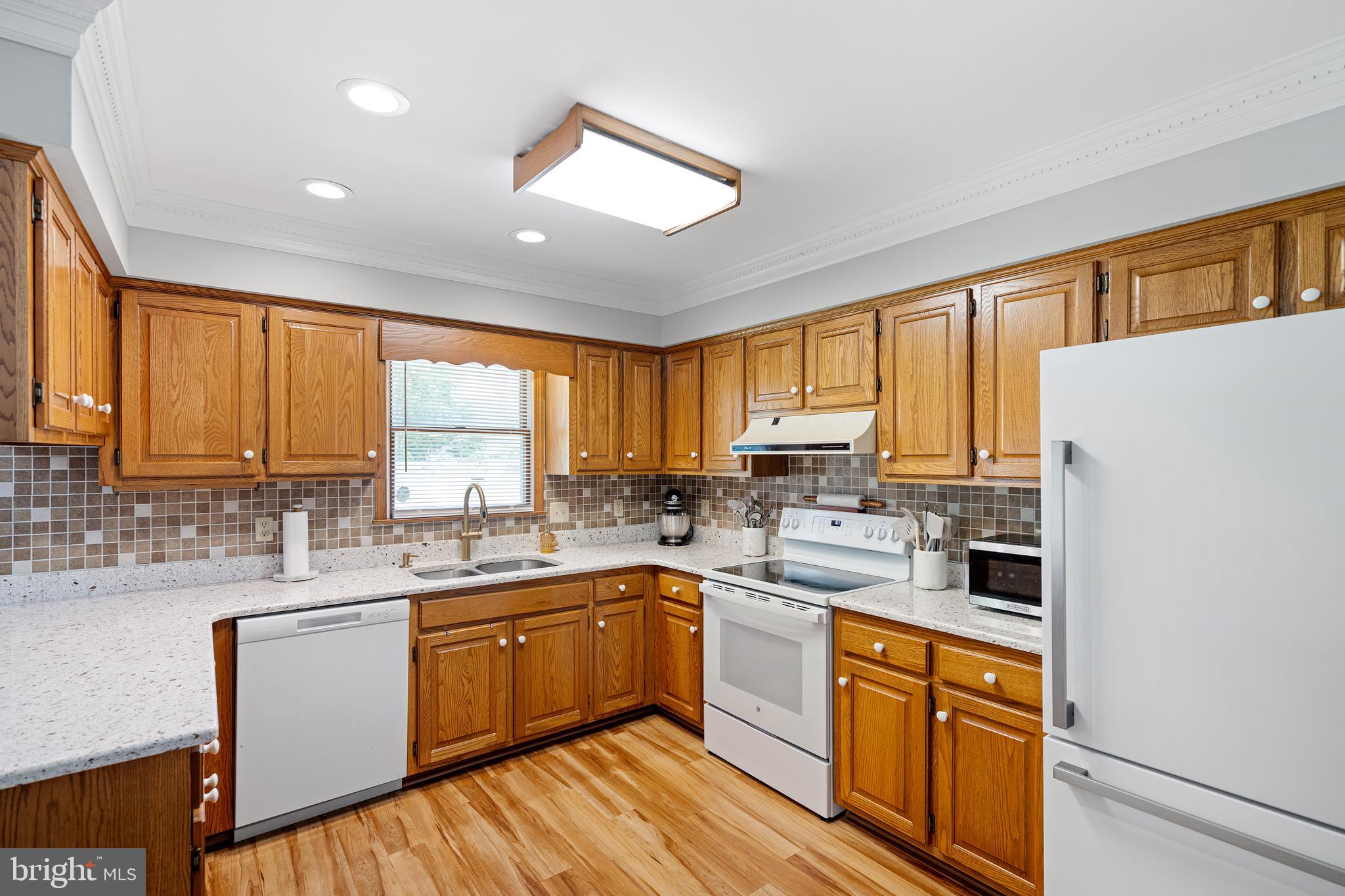 12 Inner Circle Dover, DE 19904 - Photo 17 of 31