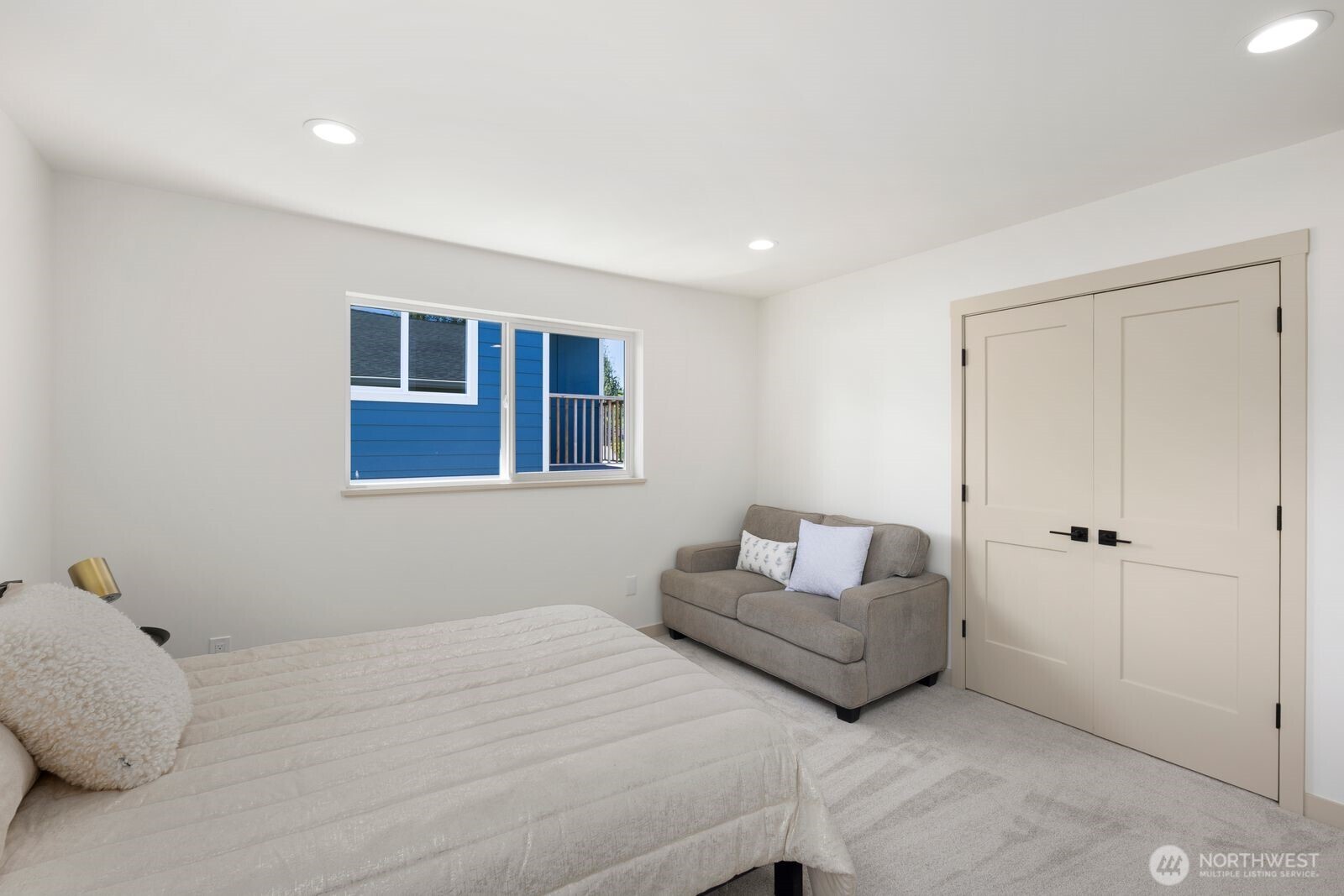 1249 Southwest 151st Street Seattle, WA 98166 - Photo 23 of 38