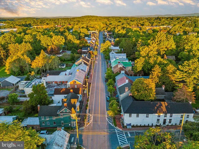 $1,100,000 | 103 Dorsey's Chance, New Market, MD 21774