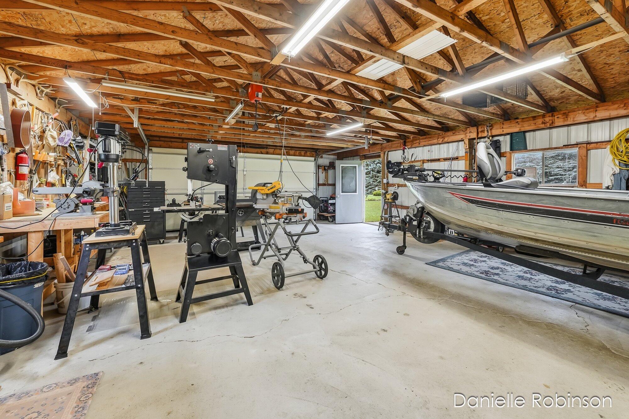 6829 12 Mile Road Northeast Rockford, MI 49341 - Photo 46 of 70 47-WM682912mile-32
