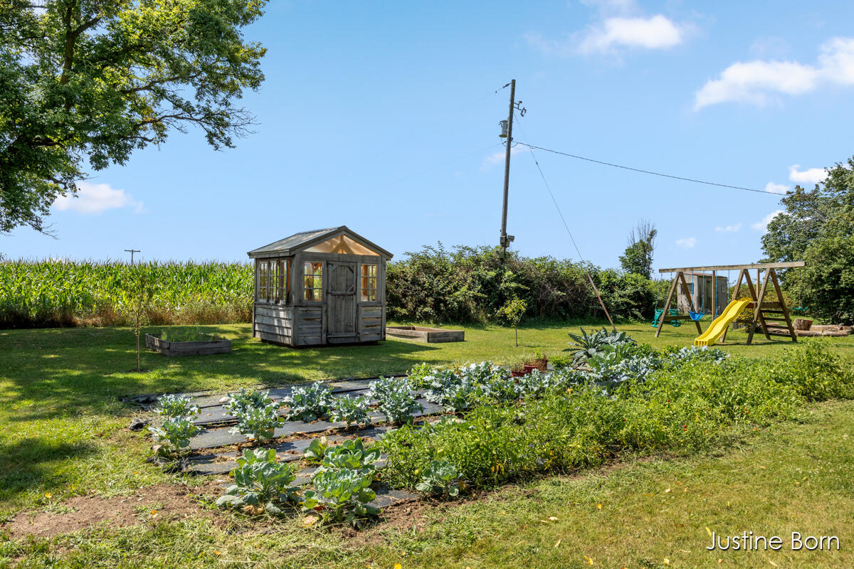 4010 Henkel Road Pierson, MI 49339 - Photo 32 of 35 IMG_1018