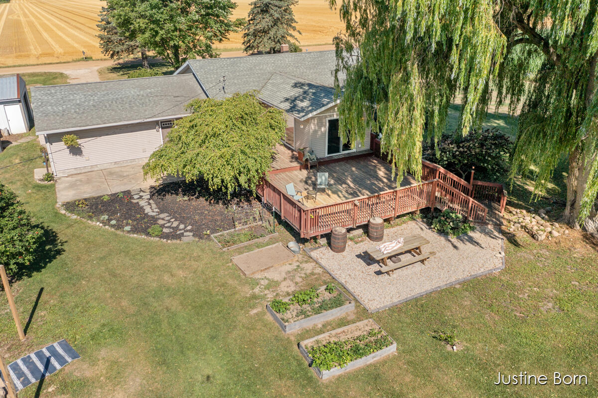 4010 Henkel Road Pierson, MI 49339 - Photo 6 of 35 IMG_1026