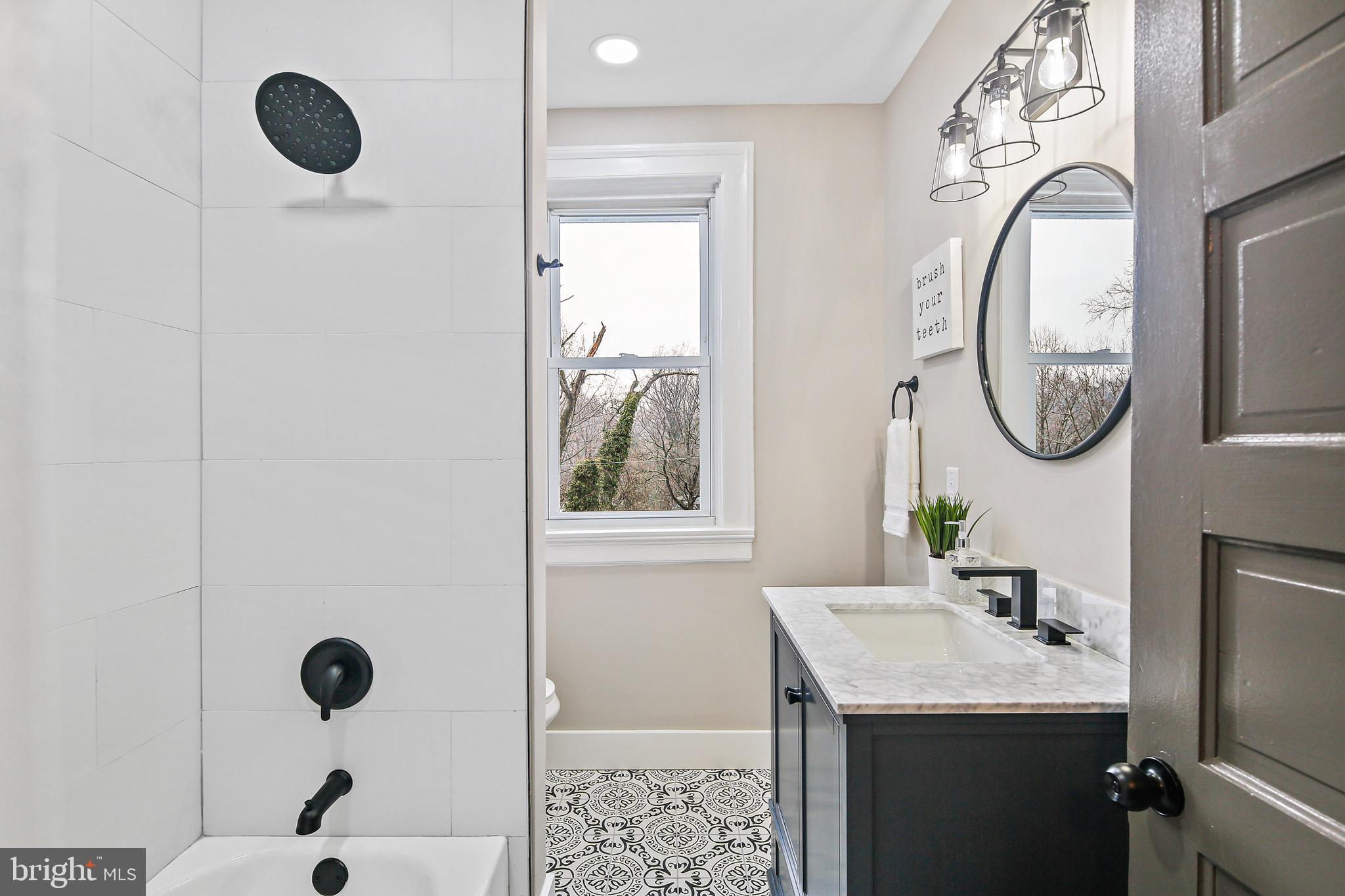 1906 Cedric Road Baltimore, MD 21216 - Photo 27 of 38 Gallery Image 27