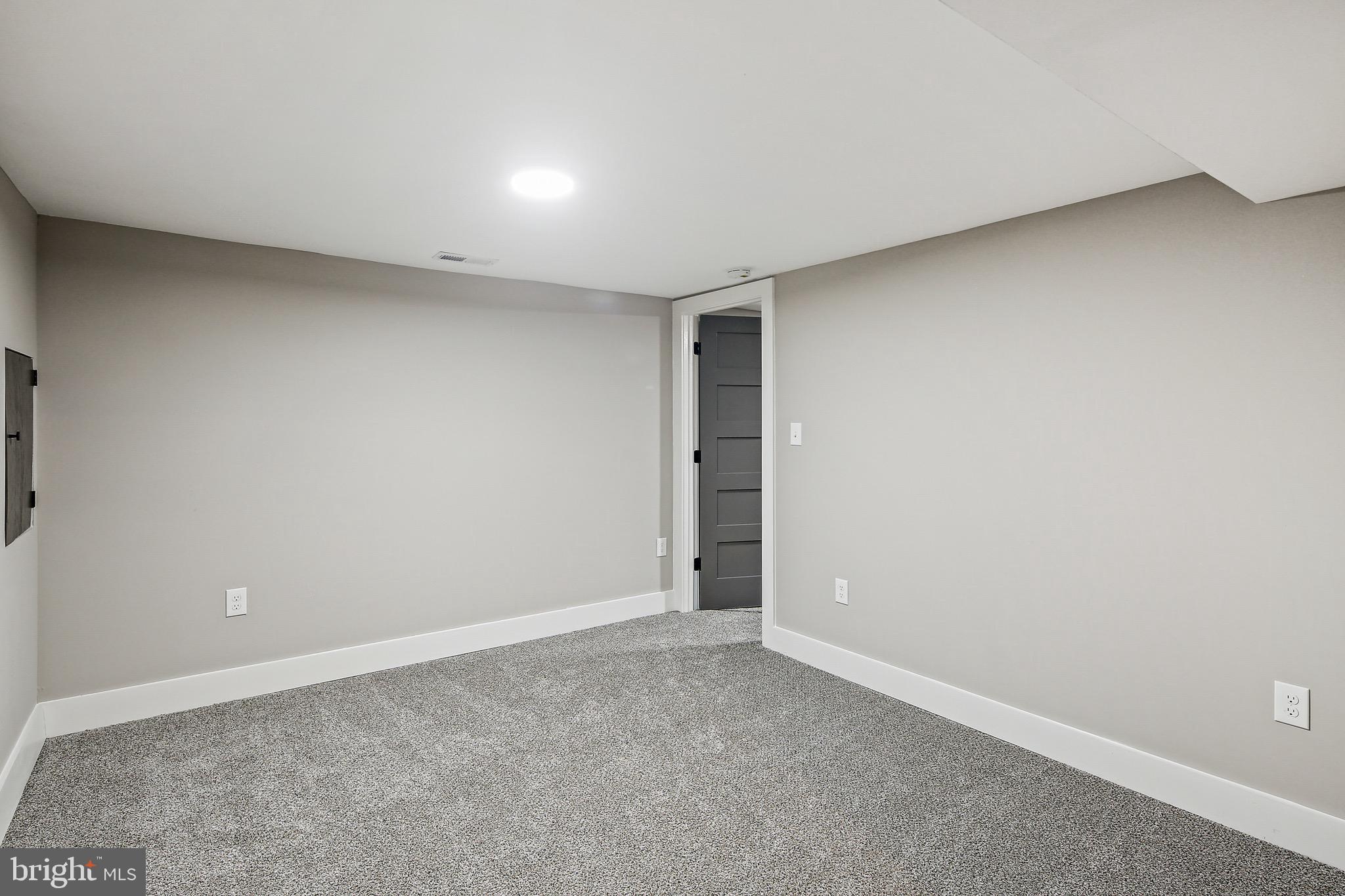 1906 Cedric Road Baltimore, MD 21216 - Photo 33 of 38 Gallery Image 33