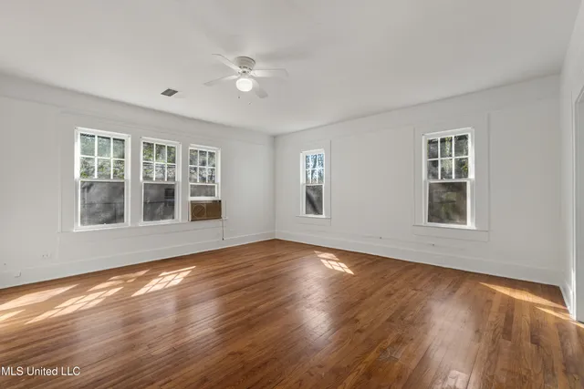 $275,500 | 402 8th Avenue, Hattiesburg, MS 39401