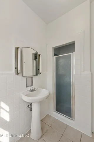 $275,500 | 402 8th Avenue, Hattiesburg, MS 39401