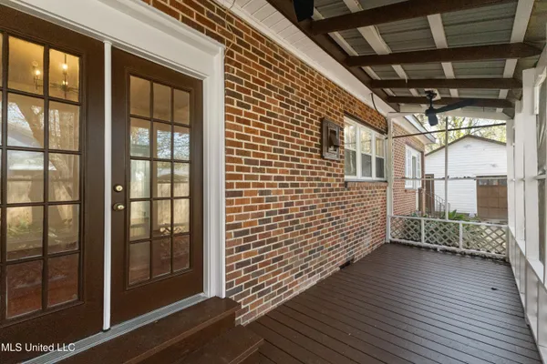 $247,500 | 402 8th Avenue, Hattiesburg, MS 39401