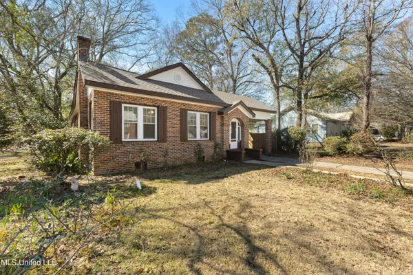 $247,500 | 402 8th Avenue, Hattiesburg, MS 39401