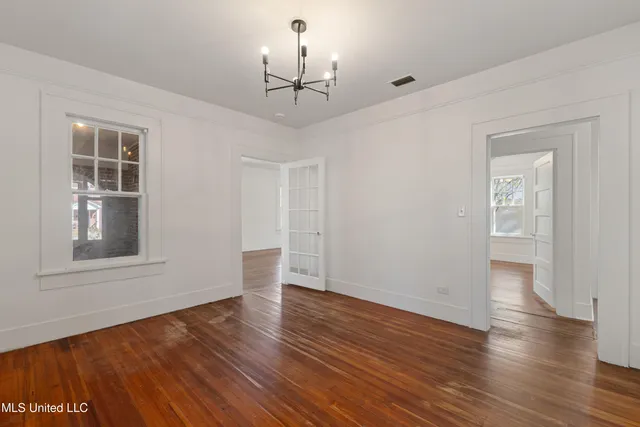 $275,500 | 402 8th Avenue, Hattiesburg, MS 39401