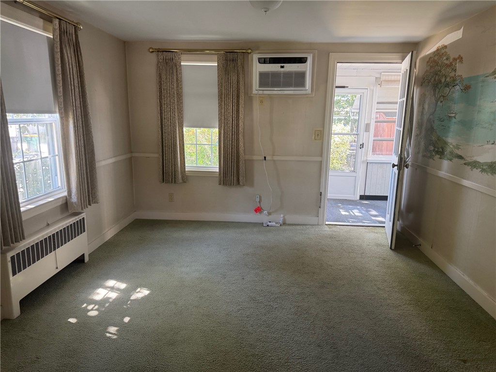 36 Brookwood Road Cranston, RI 02910 - Photo 7 of 17