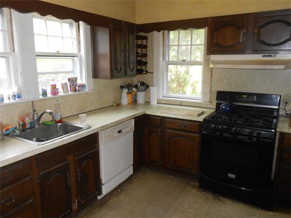 39 Abbott Road Dedham, MA 02026 - Photo 13 of 21 Gallery Image 13