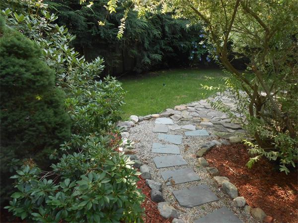 39 Abbott Road Dedham, MA 02026 - Photo 5 of 21 Gallery Image 5