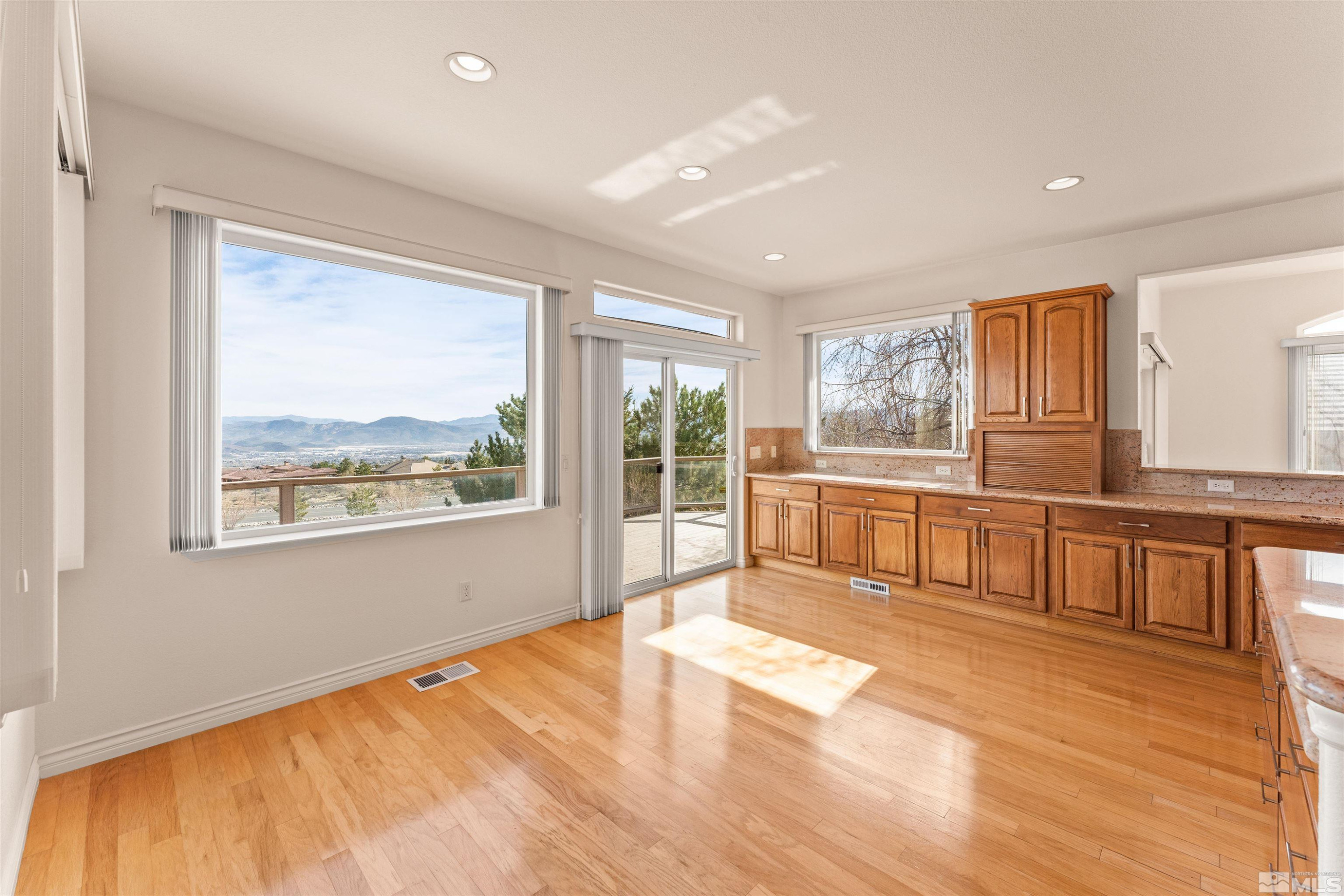 10133 Indian Ridge Drive Reno, NV 89511 - Photo 9 of 27 Photo 9