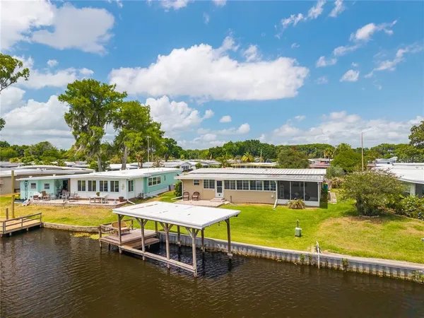 $349,900 | 957 Todd Way, Tavares, FL 32778