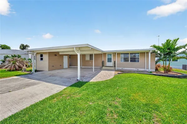 $349,900 | 957 Todd Way, Tavares, FL 32778