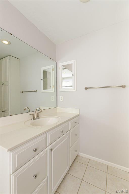 1836 Rockmoor Drive Chesterfield, MO 63017 - Photo 15 of 25