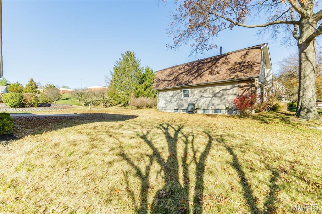 1836 Rockmoor Drive Chesterfield, MO 63017 - Photo 24 of 25