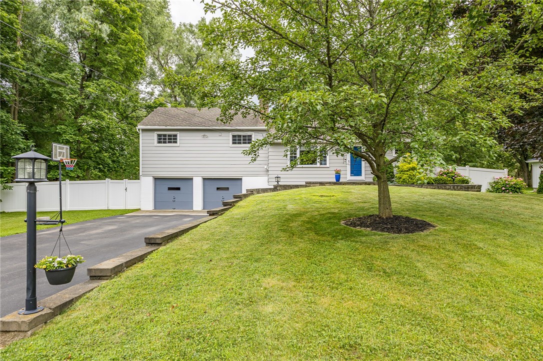 969 Klem Road Webster, NY 14580 - Photo 2 of 50
