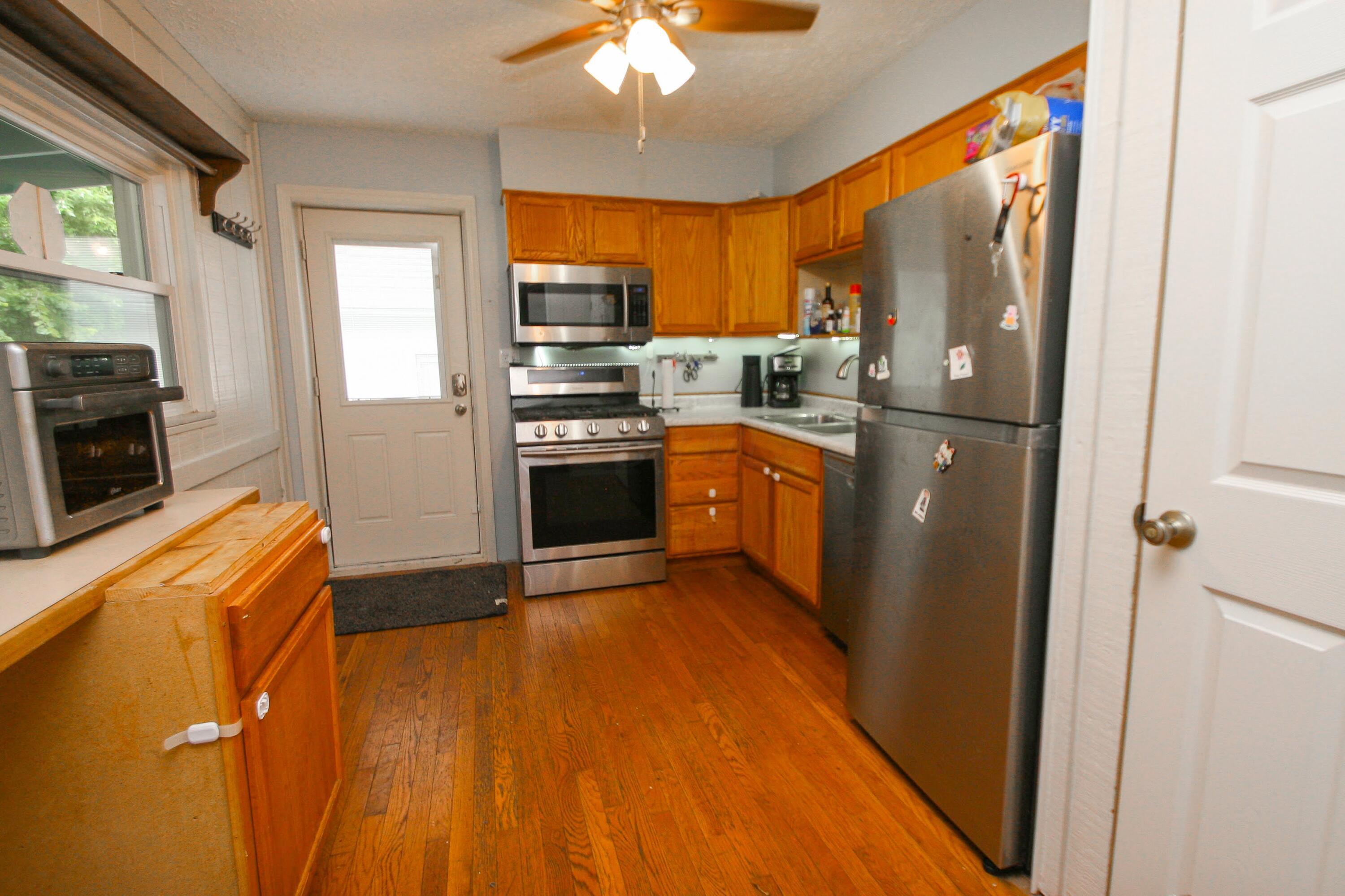 1810 Lehner Road Columbus, OH 43224 - Photo 6 of 25 IMG_2333-2