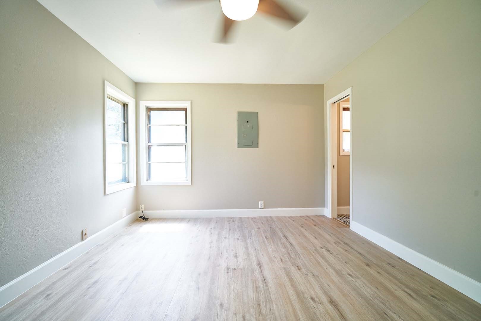 5315 Beechnut Street Houston, TX 77096 - Photo 14 of 16